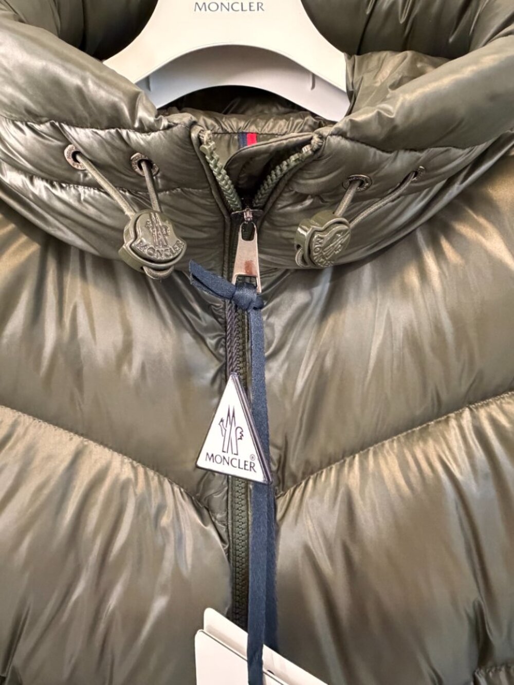 Moncler Chambon Short Down Jacket -Green - Picture 11 of 13
